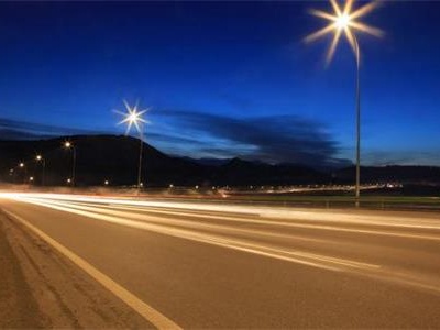 無(wú)功補(bǔ)償在城市道路照明工程中的經(jīng)濟(jì)性分析